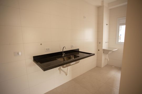 Cozinha e Área de Serviço de apartamento à venda com 2 quartos, 39m² em Vila Baruel, São Paulo
