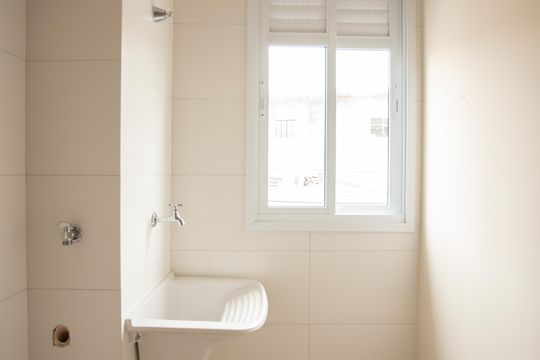 Cozinha e Área de Serviço de apartamento à venda com 2 quartos, 39m² em Vila Baruel, São Paulo