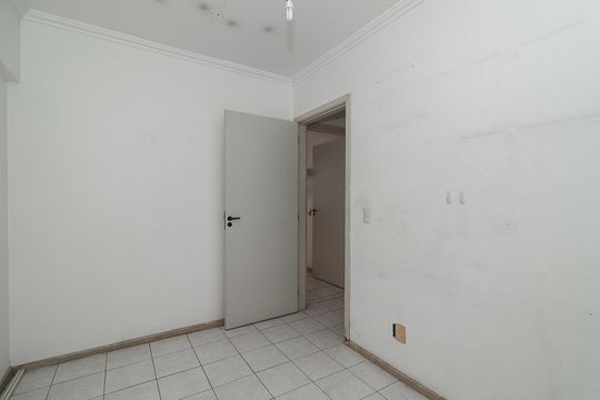 Quarto 2 de apartamento à venda com 2 quartos, 46m² em Sarandi, Porto Alegre