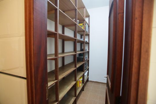 Dispensa da Cozinha de casa à venda com 4 quartos, 444m² em Jacarepaguá, Rio de Janeiro