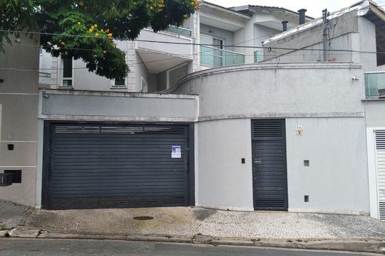 Fachada de casa para alugar com 4 quartos, 520m² em Jardim Franca, São Paulo