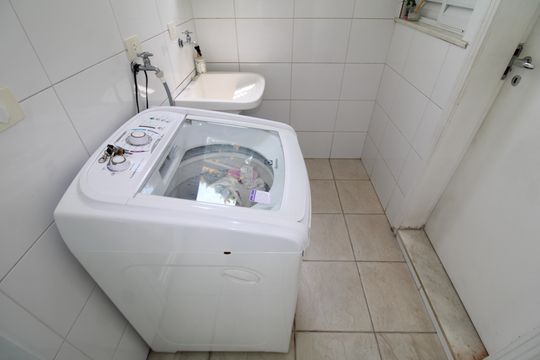 Área de Serviço de casa para alugar com 4 quartos, 520m² em Jardim Franca, São Paulo