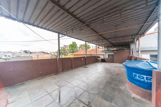Terraço de casa para alugar com 3 quartos, 180m² em Vila Santo Alberto, Santo André