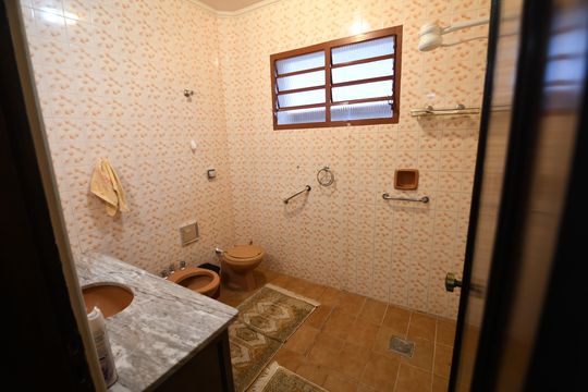 Banheiro da Suíte 2 de casa à venda com 5 quartos, 290m² em Taquaral , Campinas
