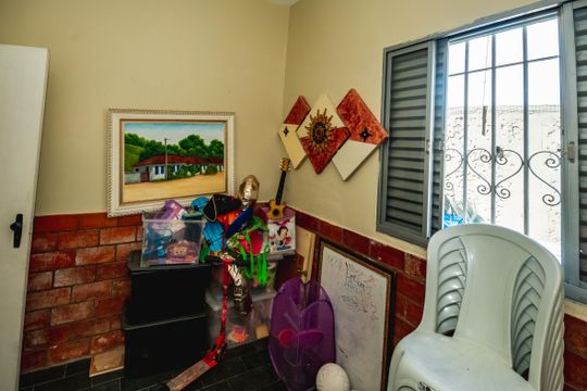Quarto de Serviço de casa à venda com 4 quartos, 300m² em São João Batista, Belo Horizonte