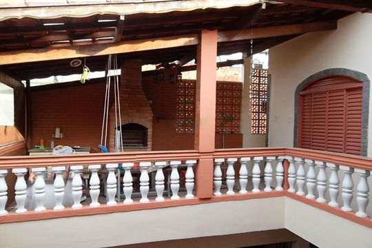 Casa à venda com 3 quartos, 210m² em Vila Constança, São Paulo