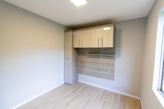 Quarto de apartamento para alugar com 1 quarto, 120m² em Teresópolis, Porto Alegre