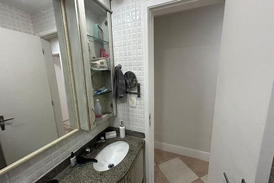 Banheiro Social de apartamento à venda com 3 quartos, 104m² em Méier, Rio de Janeiro