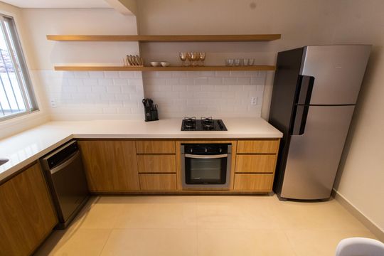 Cozinha de apartamento à venda com 2 quartos, 67m² em Cambuí, Campinas