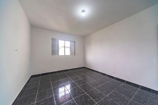 Quarto 2 - Casa 2 de casa à venda com 6 quartos, 260m² em Jardim Ipanema, Santo André