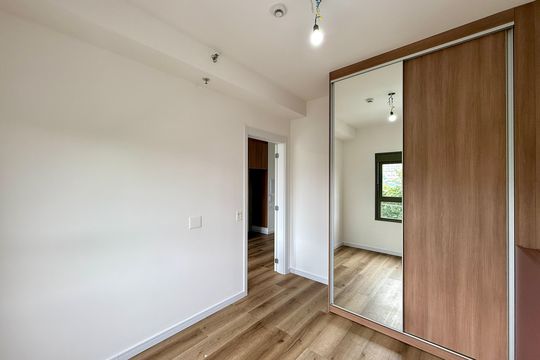 Quarto de apartamento à venda com 1 quarto, 32m² em Campo Belo, São Paulo