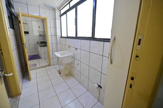 Área de Serviço de apartamento à venda com 3 quartos, 80m² em Setor Central, Goiânia