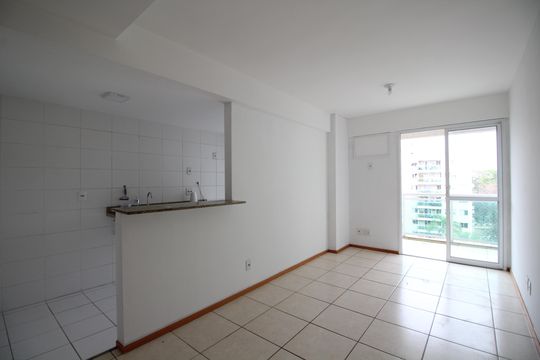 Sala de apartamento à venda com 2 quartos, 62m² em Taquara, Rio de Janeiro