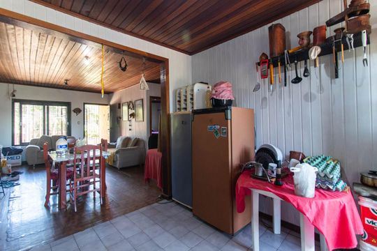 Cozinha de casa à venda com 2 quartos, 120m² em Partenon, Porto Alegre