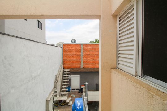 Vista  de kitnet/studio à venda com 1 quarto, 30m² em Vila Invernada, São Paulo