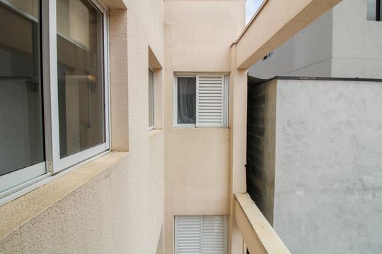 Vista  de kitnet/studio à venda com 1 quarto, 30m² em Vila Invernada, São Paulo