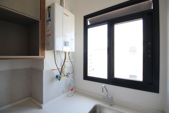 Área de Serviço de apartamento para alugar com 2 quartos, 45m² em Barra Olímpica, Rio de Janeiro