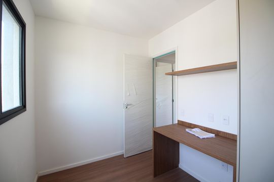 Quarto 1 de apartamento para alugar com 2 quartos, 45m² em Barra Olímpica, Rio de Janeiro