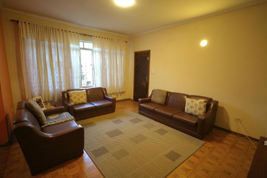 Sala de casa à venda com 4 quartos, 265m² em Dos Casa, São Bernardo do Campo