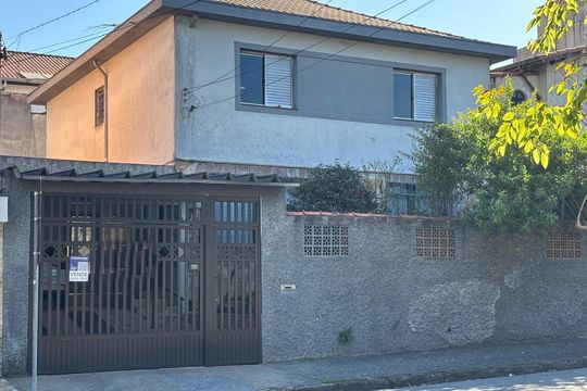 Fachada de casa à venda com 4 quartos, 265m² em Dos Casa, São Bernardo do Campo