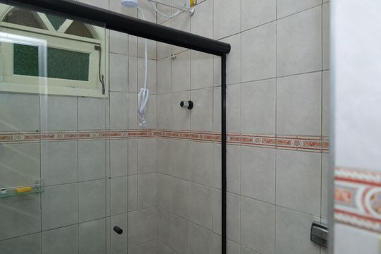 Banheiro de casa para alugar com 2 quartos, 65m² em Cidade Líder, São Paulo