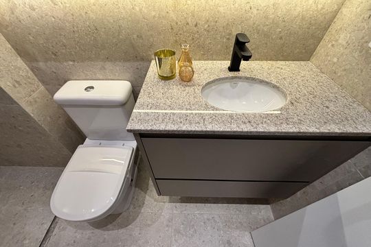 Banheiro da Suíte de kitnet/studio para alugar com 1 quarto, 30m² em Vila Nova Conceição, São Paulo