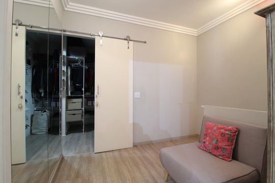 Closet da Suíte de apartamento à venda com 1 quarto, 80m² em Vila Nova Conceição, São Paulo