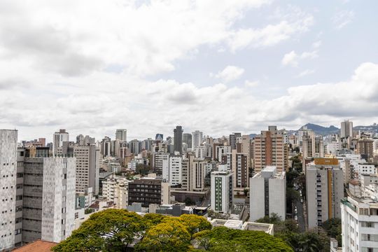Vista da Sala de apartamento à venda com 4 quartos, 140m² em Coracao de Jesus, Belo Horizonte
