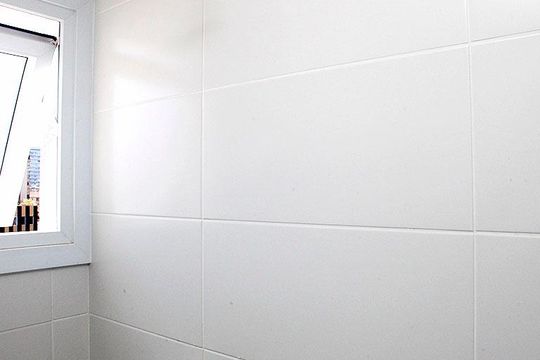 Banheiro de kitnet/studio à venda com 1 quarto, 34m² em Cidade Baixa, Porto Alegre