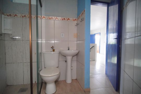 Banheiro de casa à venda com 1 quarto, 120m² em Campestre, São Leopoldo