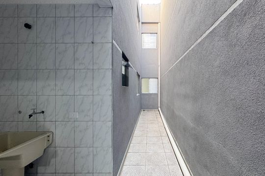 Quintal de casa à venda com 2 quartos, 156m² em Ferrazópolis, São Bernardo do Campo
