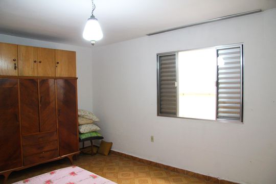 Quarto 01 de casa à venda com 2 quartos, 120m² em Vila Harmonia, Guarulhos