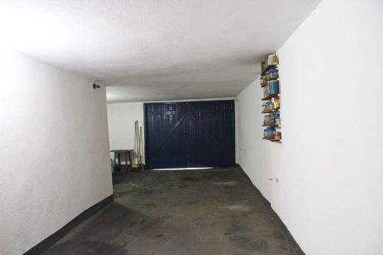 Garagem  de casa à venda com 2 quartos, 120m² em Vila Harmonia, Guarulhos