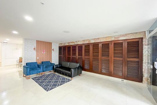 Hall de entrada de apartamento à venda com 2 quartos, 90m² em Santo Antônio, São Caetano do Sul