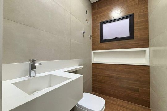 Casa à venda com 3 quartos, 190m² em Jardim Ipaussurama, Campinas