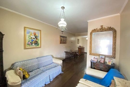 Casa à venda com 4 quartos, 220m² em Bosque, Campinas