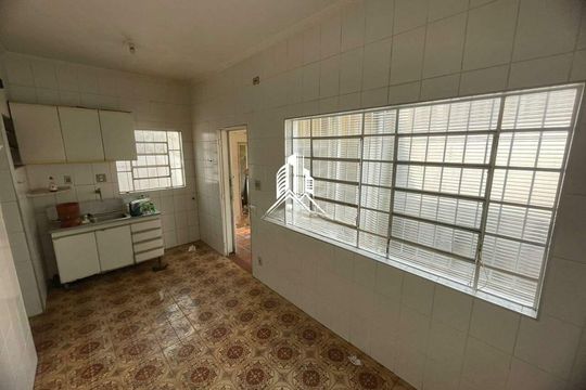 Casa à venda com 2 quartos, 135m² em Vila Orozimbo Maia, Campinas