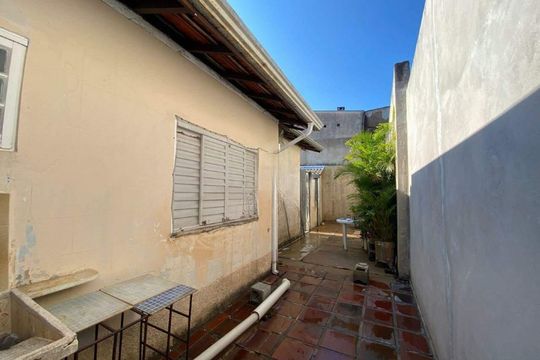 Casa à venda com 4 quartos, 96m² em Jardim Capivari, Campinas