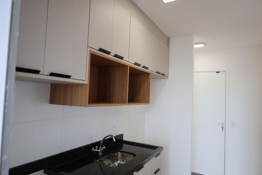 Cozinha de apartamento à venda com 2 quartos, 41m² em Vila Isa, São Paulo