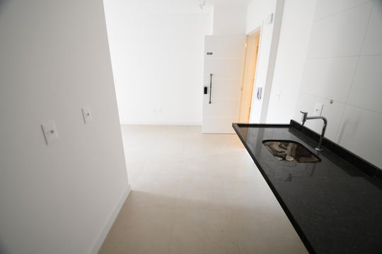Cozinha de kitnet/studio à venda com 1 quarto, 46m² em Centro, Campinas