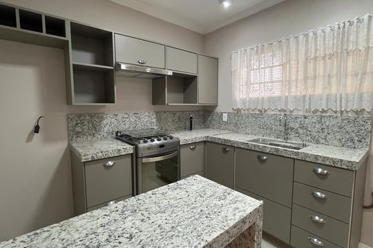 Cozinha de apartamento para alugar com 1 quarto, 50m² em Bosque, Campinas