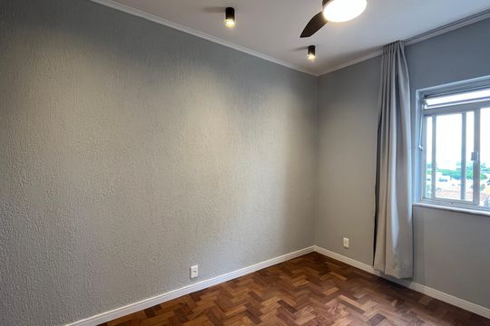 Sala de apartamento para alugar com 1 quarto, 50m² em Bosque, Campinas