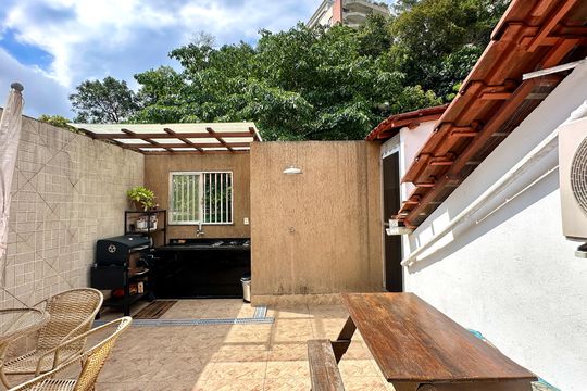 Segundo Andar - Area externa de apartamento à venda com 2 quartos, 120m² em Gávea, Rio de Janeiro