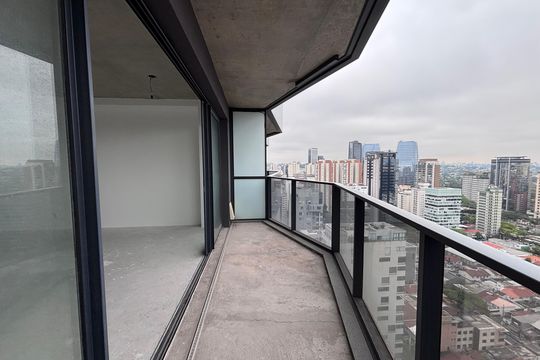 Varanda de kitnet/studio à venda com 1 quarto, 42m² em Vila Olímpia, São Paulo