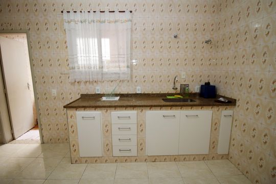 Cozinha de apartamento para alugar com 2 quartos, 90m² em Irajá, Rio de Janeiro