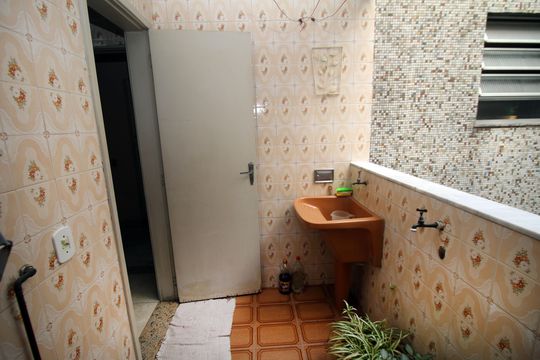 Área de Serviço de apartamento para alugar com 2 quartos, 90m² em Irajá, Rio de Janeiro