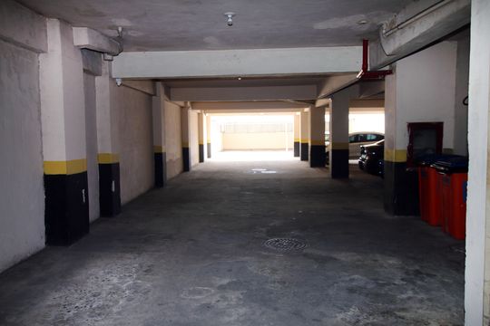 Área comum - Garagem de apartamento para alugar com 2 quartos, 90m² em Irajá, Rio de Janeiro