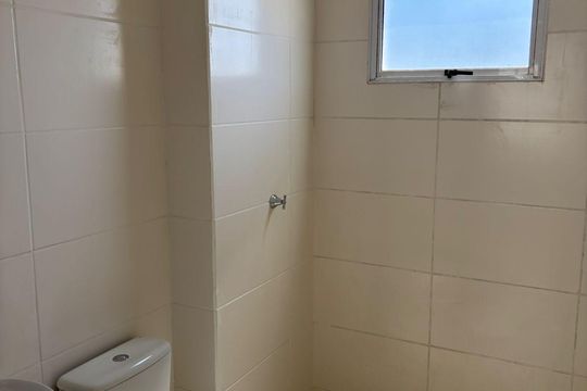 Banheiro de apartamento para alugar com 2 quartos, 42m² em Valentina Figueiredo, Ribeirão Preto