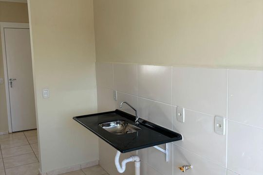 Cozinha e Área de Serviço de apartamento para alugar com 2 quartos, 42m² em Valentina Figueiredo, Ribeirão Preto
