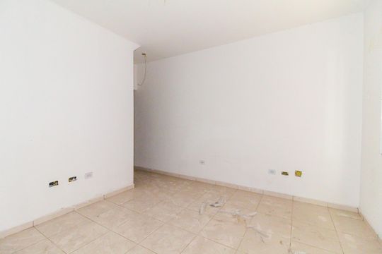 Casa de Condomínio para alugar com 2 quartos, 250m² em Jardim Itapemirim, São Paulo